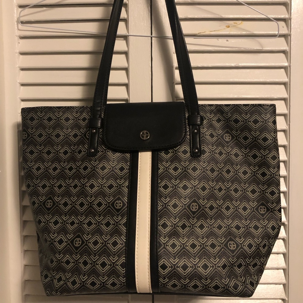 Giani Bernini Bag!
